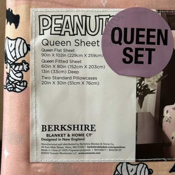 New Peanuts Mummy Snoopy Bats Spooky  Halloween Queen  Size Sheet Set Pink Moon - Picture 2 of 2